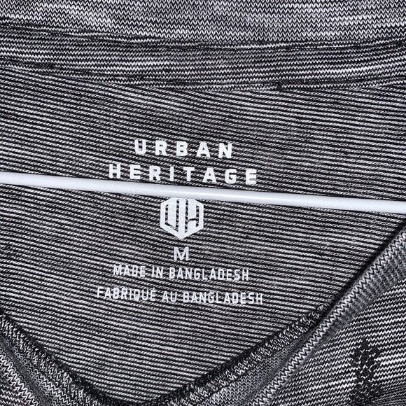 Urban Heritage Pineapple T Shirt NWT - Picture 2 of 4